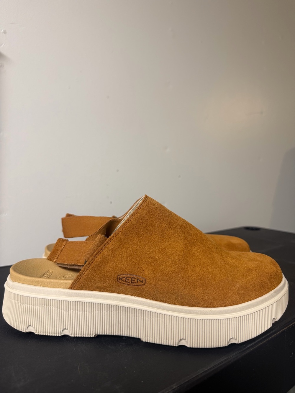KEEN Women’s Suede Slip-On Platform Sandal in Chestnut